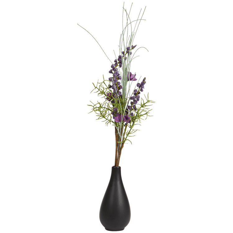 Fleurs artificielles dans un vase