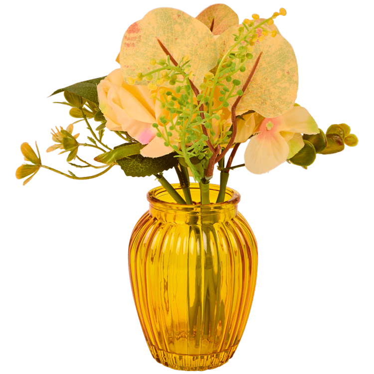 Fleurs artificielles dans un vase