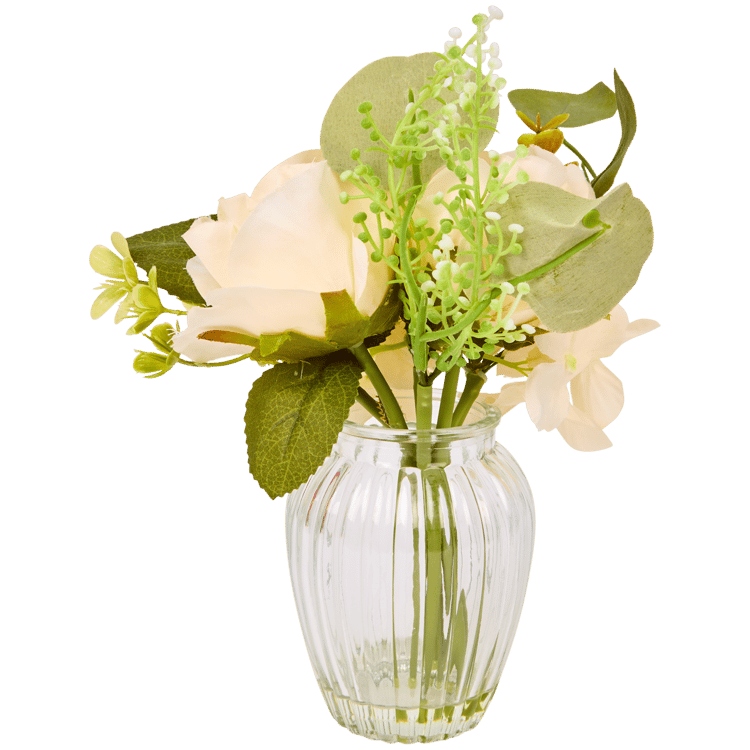 Fleurs artificielles dans un vase